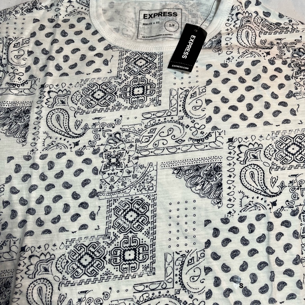 Express Shirt - Picture 2 of 2